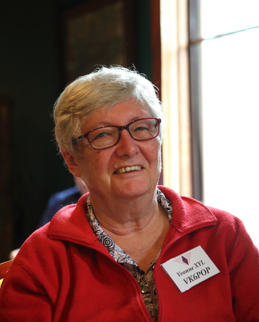 Yvonne - XYL of Bob VK6POP