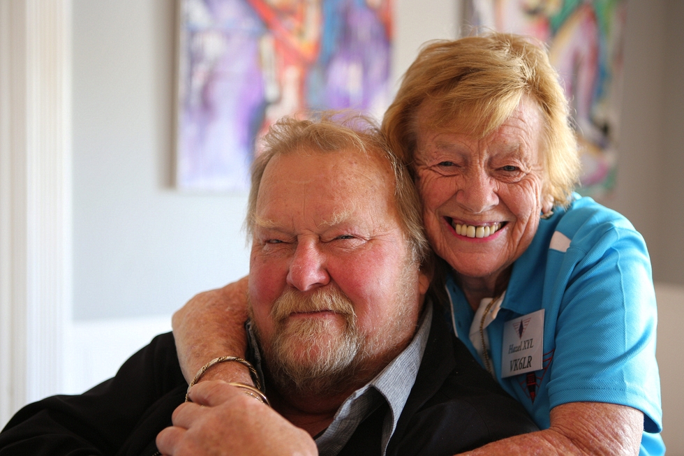 VK6FN -  Max Faulkner & Hazel XYL VK6LR